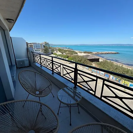 One Bedroom Golden Sea View Panorama